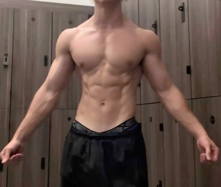 BLSM coaching client physique result